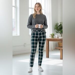 Torrid Women's Plaid Tapered Leg Pants Ponte Leggings - Dark Green and White NWT